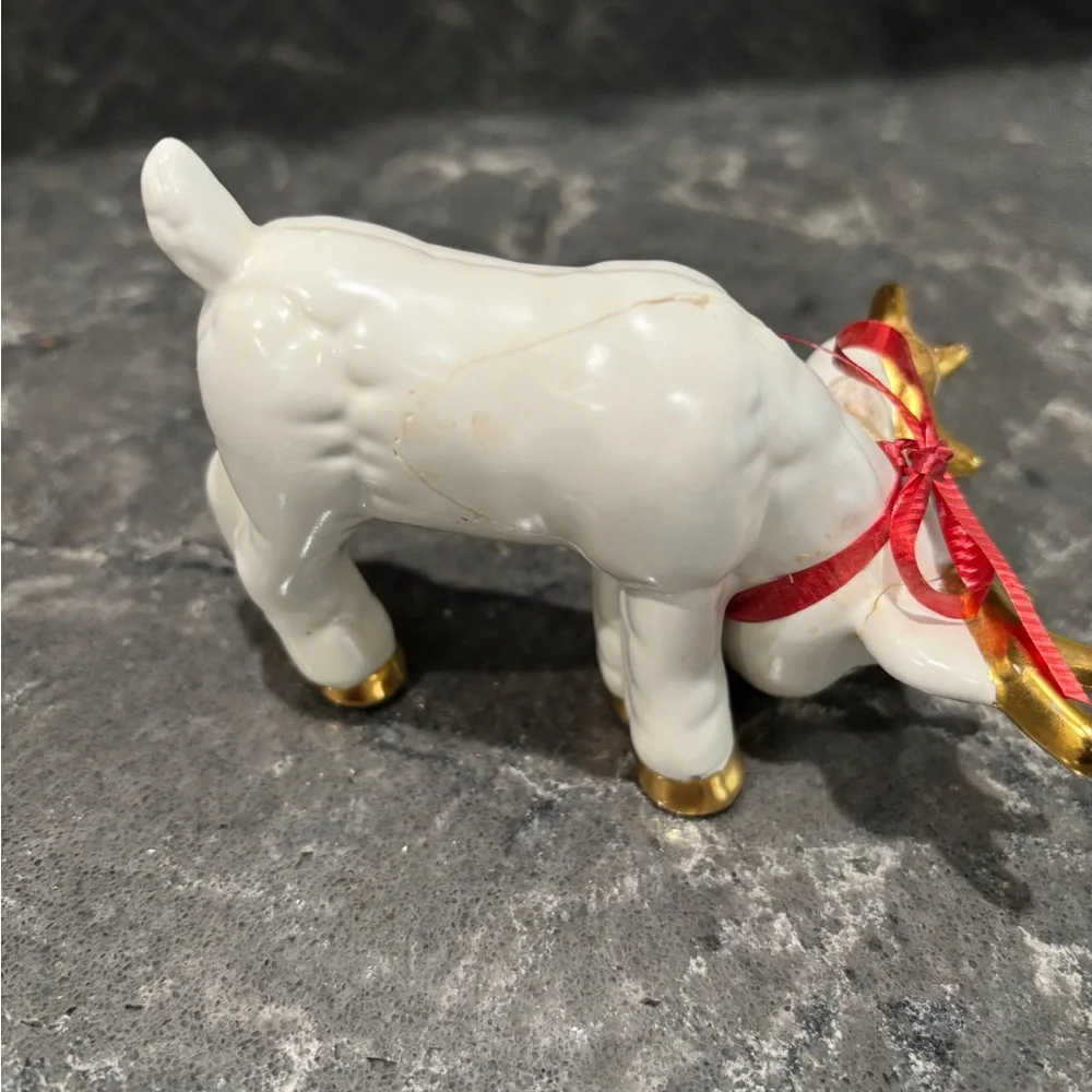 ❗️Winter/ Christmas/ Holiday White and Gold Ceramic Baby Reindeer Figurine